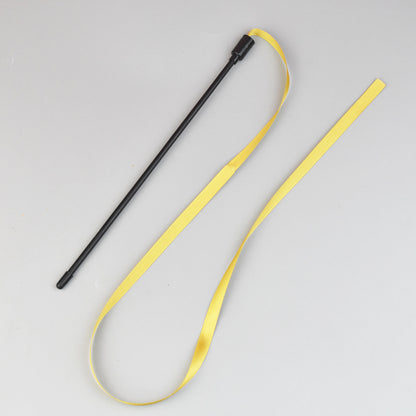 Interaktiver Katzenwedel mit buntem Band