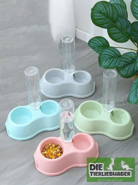 Automatischer Futter- und Wasserspender