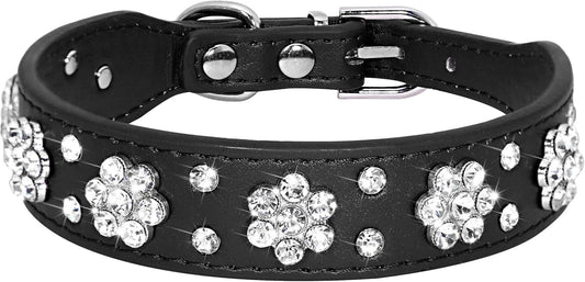 Niedliches Hundehalsband aus PU-Leder mit Strass-Blumenmuster und Nieten, passend für kleine und mittelgroße Hunde