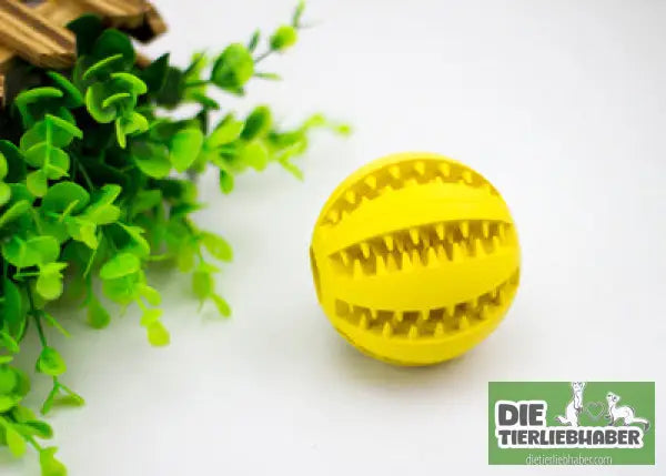 Futterball aus Gummi mit integriertem Futterbehälter - 7CM yellow - Spielzeug