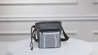Hundetasche mit Kordelzug und Tasche für Leckerlis und Snacks beim Spazierengehen